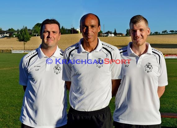 Fussball Regional Saison 2016/17 Spieler-Trainer-Funktionäre (© Fotostand / Loerz)