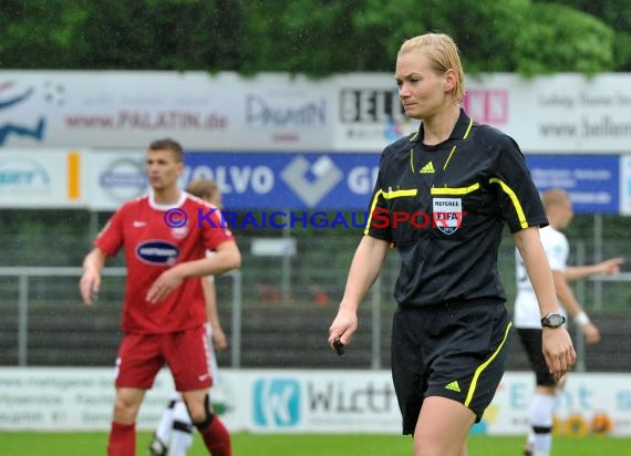 Fußball 3.Bundesliga 38. Spieltag SV Sandhausen gegen 1.Fc Heidenheim 05.05.2012 (© Kraichgausport / Loerz)