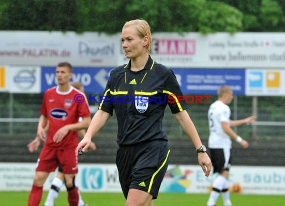 Fußball 3.Bundesliga 38. Spieltag SV Sandhausen gegen 1.Fc Heidenheim 05.05.2012 (© Kraichgausport / Loerz)