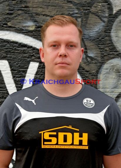 Fussball Regional Saison 2016/17 Spieler-Trainer-Funktionäre (© Fotostand / Loerz)