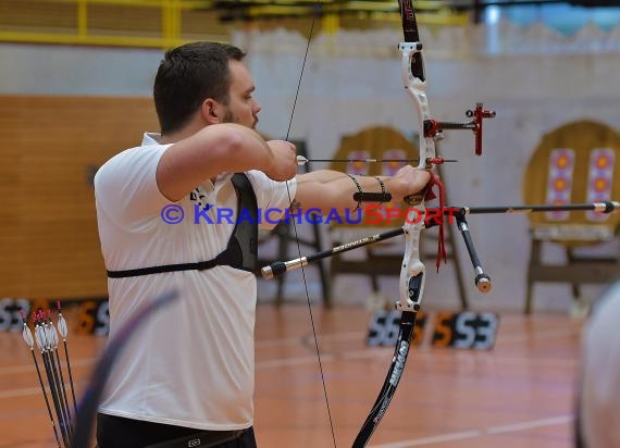 Bogen 2. Bundesliga Süd KKS Reihen in KA-Hohenwettersbach Lustgartenhalle  (© Siegfried Lörz)