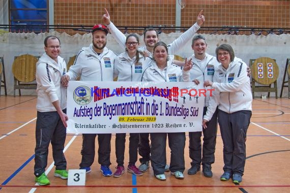 Bogen 2. Bundesliga Süd KKS Reihen in KA-Hohenwettersbach Lustgartenhalle  (© Siegfried Lörz)