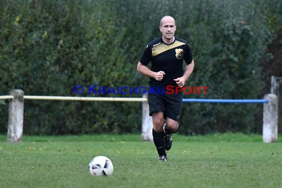 Kreisklasse  SV Gemmingen vs FV Landshausen 05.11.2017 (© Kraichgausport / Loerz)