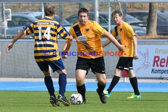 Einweihung Sportpark Sinsheim Fussballspiel Bürgermeister (© Siegfried Lörz)