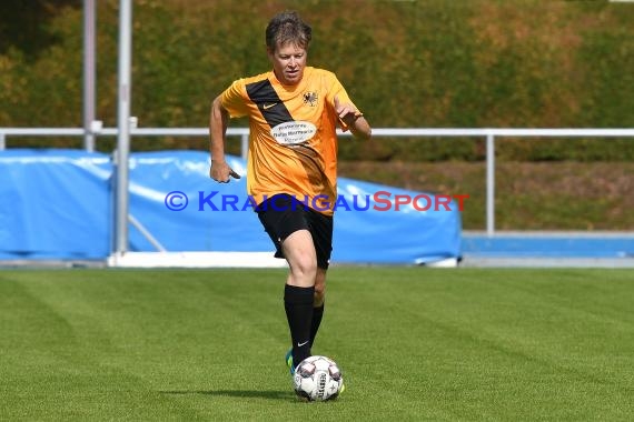 Einweihung Sportpark Sinsheim Fussballspiel Bürgermeister (© Siegfried Lörz)