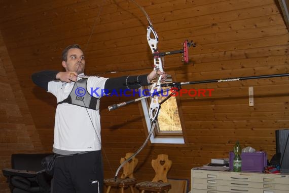 Bogenschützen KKS Reihen Trainingseinheit Schützenhaus in Reihen. (© Siegfried)