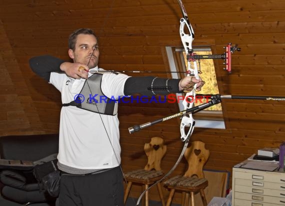 Bogenschützen KKS Reihen Trainingseinheit Schützenhaus in Reihen. (© Siegfried)