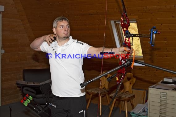 Bogenschützen KKS Reihen Trainingseinheit Schützenhaus in Reihen. (© Siegfried)