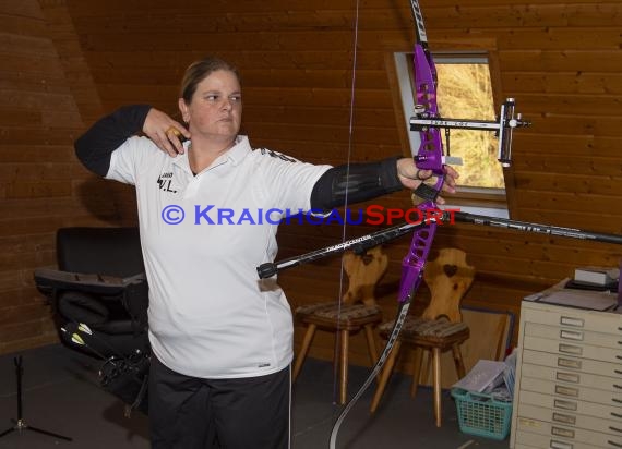 Bogenschützen KKS Reihen Trainingseinheit Schützenhaus in Reihen. (© Siegfried)