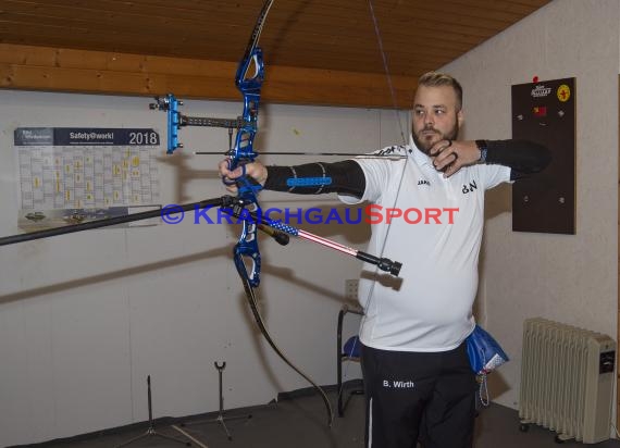 Bogenschützen KKS Reihen Trainingseinheit Schützenhaus in Reihen. (© Siegfried)