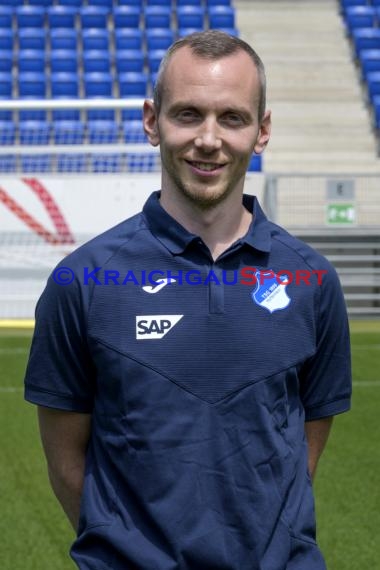 1.BL - 19/20 - TSG 1899 Hoffenheim - Mannschaftsfoto (© Fotostand / Loerz)