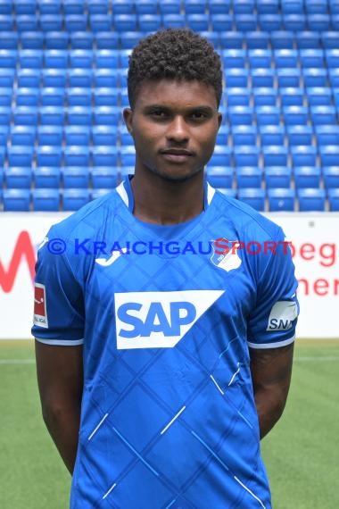 1.BL - 19/20 - TSG 1899 Hoffenheim - Mannschaftsfoto (© Fotostand / Loerz)