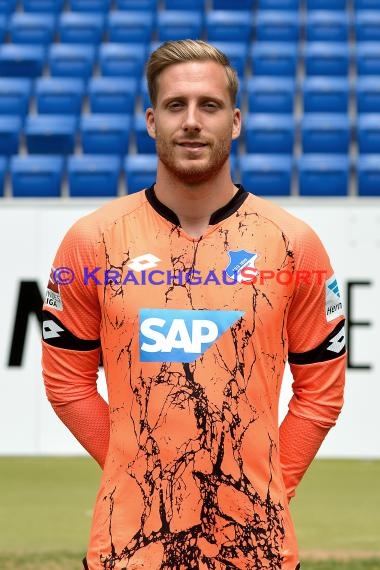 1. BL - 15/16 - TSG Hoffenheim - Mannschaftsfoto  (© Kraichgausport / Loerz)