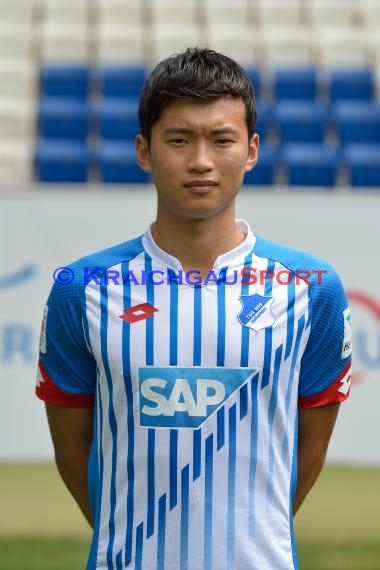 1. BL - 15/16 - TSG Hoffenheim - Mannschaftsfoto  (© Kraichgausport / Loerz)