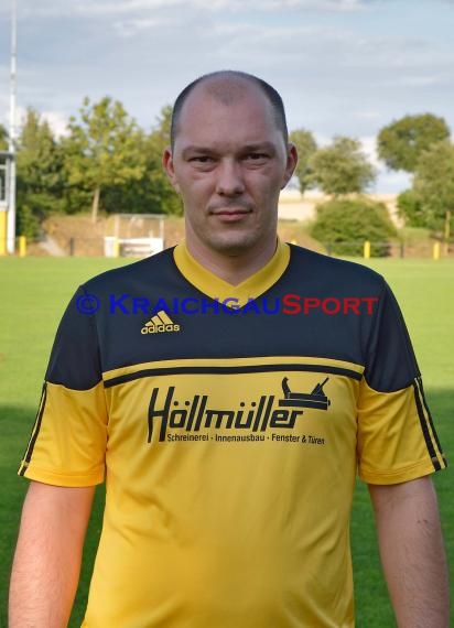 Fussball Regional Saison 2016/17 Spieler-Trainer-Funktionäre (© Fotostand / Loerz)