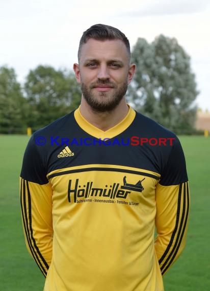 Fussball Regional Saison 2016/17 Spieler-Trainer-Funktionäre (© Fotostand / Loerz)