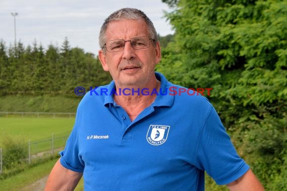 Fussball Regional Saison 2016/17 Spieler-Trainer-Funktinäre (© Fotostand / Loerz)