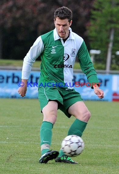 Verbandsliga Nordbaden 1.FC Bruchsal - FC Zuzenhausen (© Siegfried Lörz)