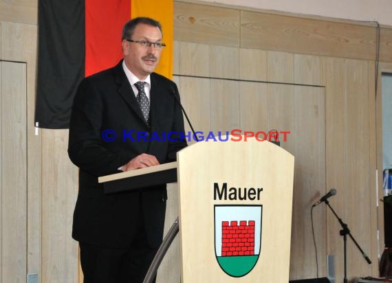 John Ehret neuer Bürgermeister in Mauer offiziell in sein Amt eingeführt. (© Siegfried Lörz)