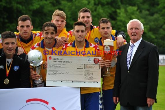 Karlsruher SC - FC Nöttingen Badischer Pokal -Endspiel um den Krombacher Pokal  (© Siegfried)