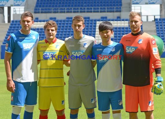 TSG 1899 Hoffenheim Pressekonferenz-Trikotvorstellung-Training in der Wirsol Rhein Neckar Arena Sinsheim 06.07.2014 (© Fotostand / Loerz)