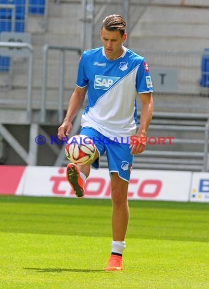 TSG 1899 Hoffenheim Pressekonferenz-Trikotvorstellung-Training in der Wirsol Rhein Neckar Arena Sinsheim 06.07.2014 (© Fotostand / Loerz)