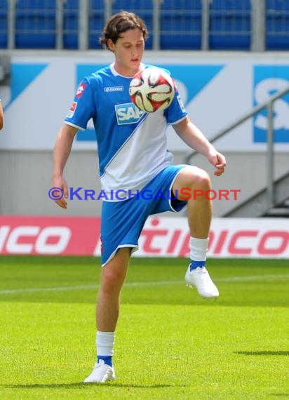 TSG 1899 Hoffenheim Pressekonferenz-Trikotvorstellung-Training in der Wirsol Rhein Neckar Arena Sinsheim 06.07.2014 (© Fotostand / Loerz)