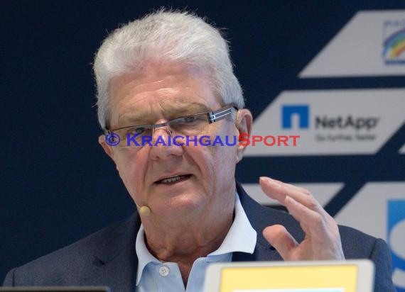 TSG 1899 Hoffenheim Pressekonferenz mit Dietmar Hopp in der Wirsol Rhein-Neckar Arena in Sinsheim 13.02.2015 (© Siegfried Lörz)