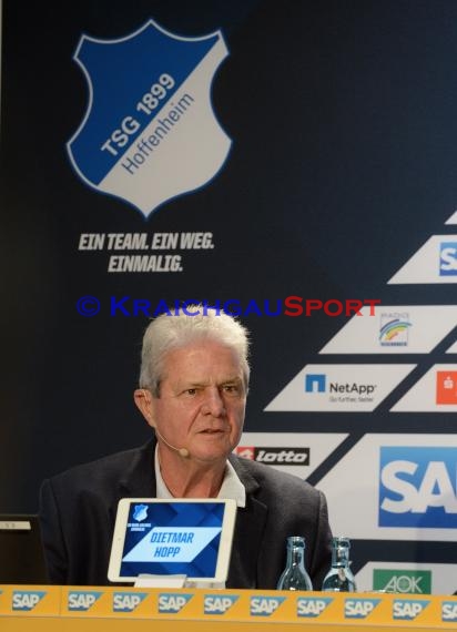 TSG 1899 Hoffenheim Pressekonferenz mit Dietmar Hopp in der Wirsol Rhein-Neckar Arena in Sinsheim 13.02.2015 (© Siegfried Lörz)