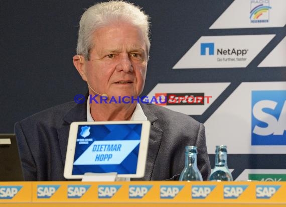 TSG 1899 Hoffenheim Pressekonferenz mit Dietmar Hopp in der Wirsol Rhein-Neckar Arena in Sinsheim 13.02.2015 (© Siegfried Lörz)