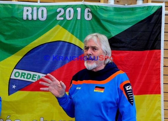 Sitz-Volleyball Nationalmannschaft Training mit Rudi Sonnenbichler am 28.02.2016 (© Siegfried)