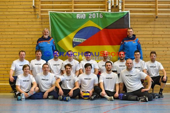 Sitz-Volleyball Nationalmannschaft Training mit Rudi Sonnenbichler am 28.02.2016 (© Siegfried)