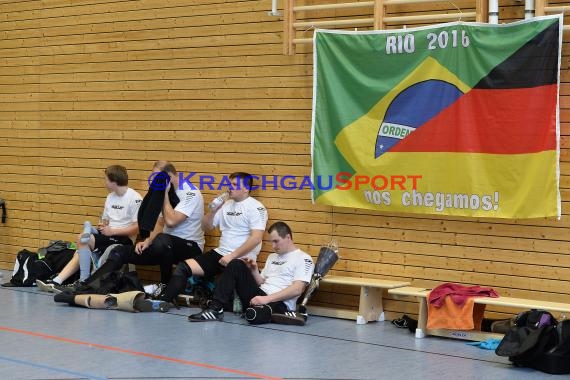 Sitz-Volleyball Nationalmannschaft Training mit Rudi Sonnenbichler am 28.02.2016 (© Siegfried)