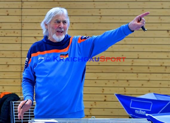 Sitz-Volleyball Nationalmannschaft Training mit Rudi Sonnenbichler am 28.02.2016 (© Siegfried)