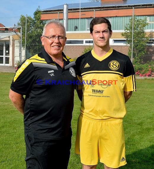 Fussball Regional Saison 2016/17 Spieler-Trainer-Funktinäre (© Fotostand / Loerz)