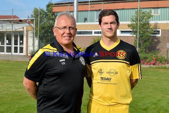 Fussball Regional Saison 2016/17 Spieler-Trainer-Funktinäre (© Fotostand / Loerz)