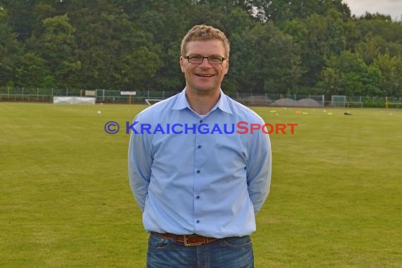 Fussball Regional Saison 2016/17 Spieler-Trainer-Funktinäre (© Fotostand / Loerz)