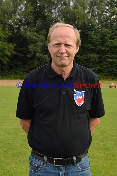 Fussball Regional Saison 2016/17 Spieler-Trainer-Funktinäre (© Fotostand / Loerz)