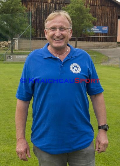 Fussball Regional Saison 2016/17 Spieler-Trainer-Funktinäre (© Fotostand / Loerz)