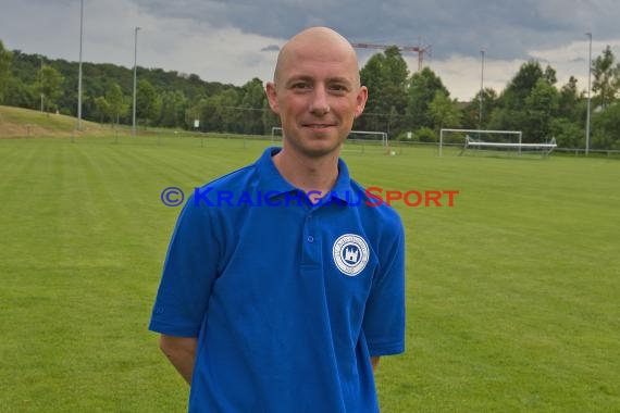 Fussball Regional Saison 2016/17 Spieler-Trainer-Funktinäre (© Fotostand / Loerz)