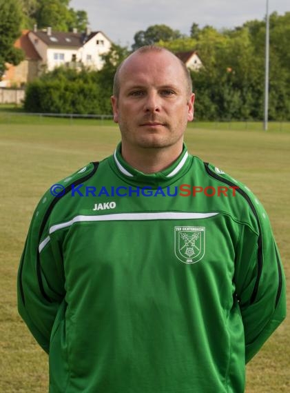 Fussball Regional Saison 2016/17 Spieler-Trainer-Funktinäre (© Fotostand / Loerz)