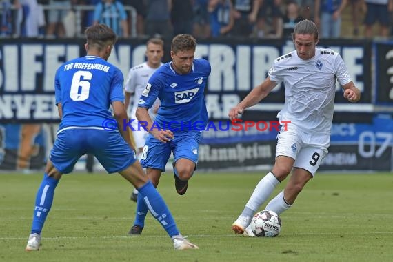 Regionalliga Südwest TSG 1899 Hoffeenheim II vs SV Waldhof Mannheim (© Siegfried Lörz)