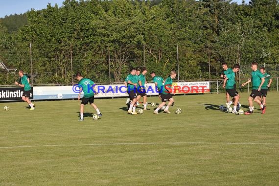 FC Zuzenhausen 1. Training 2021 (© Berthold Gebhard)