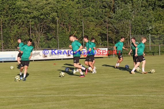 FC Zuzenhausen 1. Training 2021 (© Berthold Gebhard)