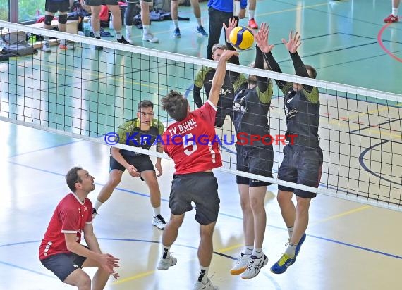 2022/23 Volleyball Herren Oberliga SG Helmstadt/Sinsheim vs TV Bühl 2 (© Siegfried Lörz)