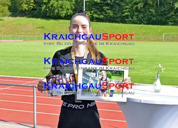 TV-Eppingen-Leichtathletik-Dreisprung-Empfang-für-Deutsche-Meisterin-im-Dreisprung-Aliena-Heinzmann (© Siegfried Lörz)