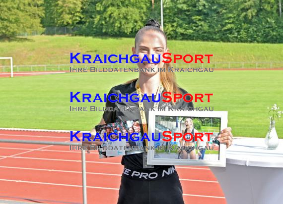 TV-Eppingen-Leichtathletik-Dreisprung-Empfang-für-Deutsche-Meisterin-im-Dreisprung-Aliena-Heinzmann (© Siegfried Lörz)