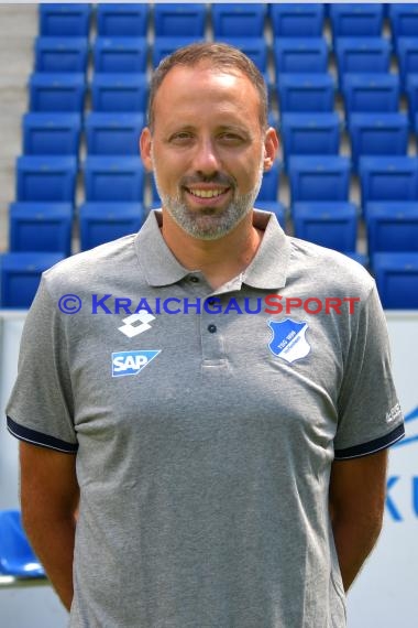 1.BL - 18/19 - TSG 1899 Hoffenheim - Mannschaftsfoto (© Kraichgausport / Loerz)