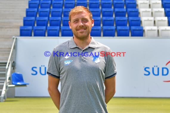 1.BL - 18/19 - TSG 1899 Hoffenheim - Mannschaftsfoto (© Kraichgausport / Loerz)