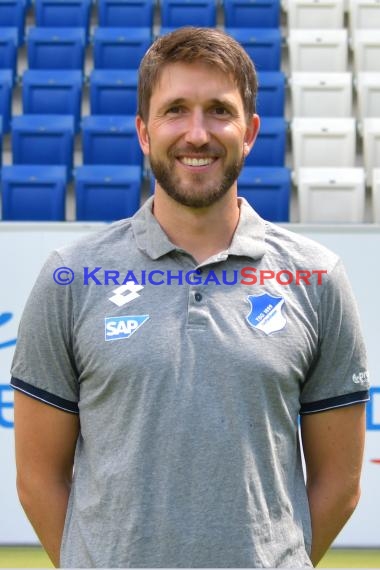 1.BL - 18/19 - TSG 1899 Hoffenheim - Mannschaftsfoto (© Kraichgausport / Loerz)